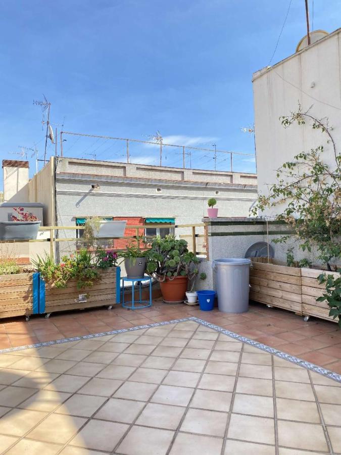 Luna L'Hospitalet de Llobregat Exterior foto