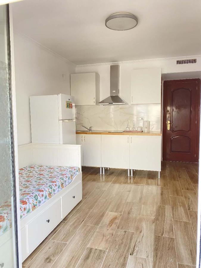 Luna L'Hospitalet de Llobregat Exterior foto